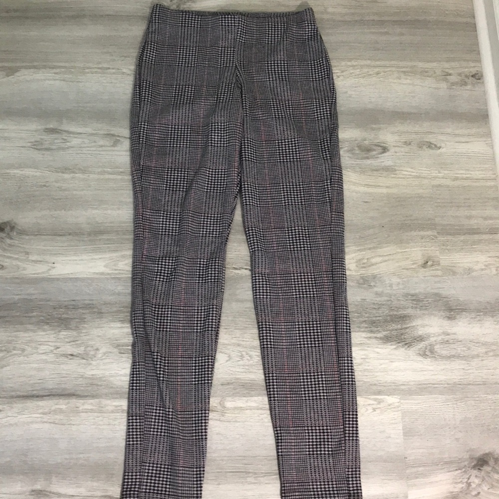 Women’s ankle length pants